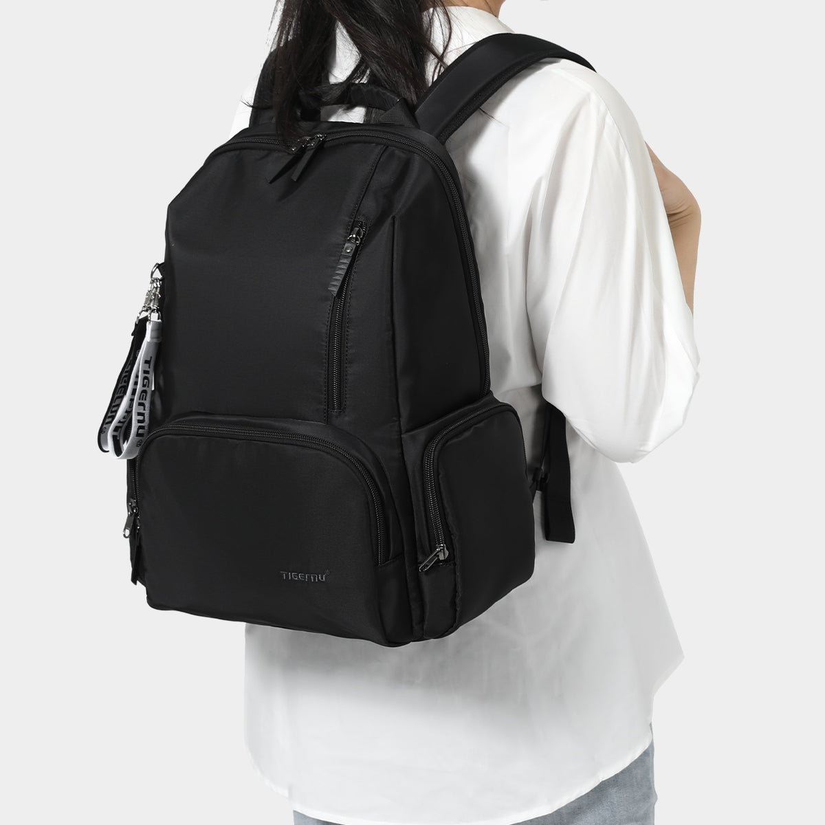 Mochila Ejecutiva Negra Para Notebook de Mujer 14LT
